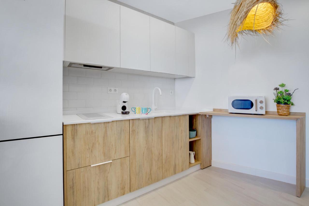 Casa De La Playa. Beach House With Magnificent Sea Malaga Bagian luar foto