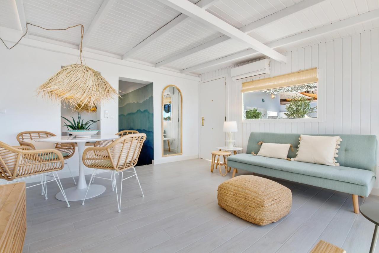 Casa De La Playa. Beach House With Magnificent Sea Malaga Bagian luar foto